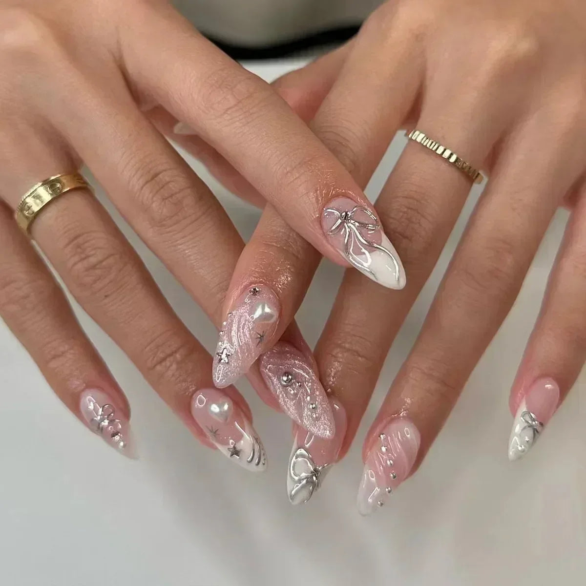 Almond False Nails Cute Strawberries
