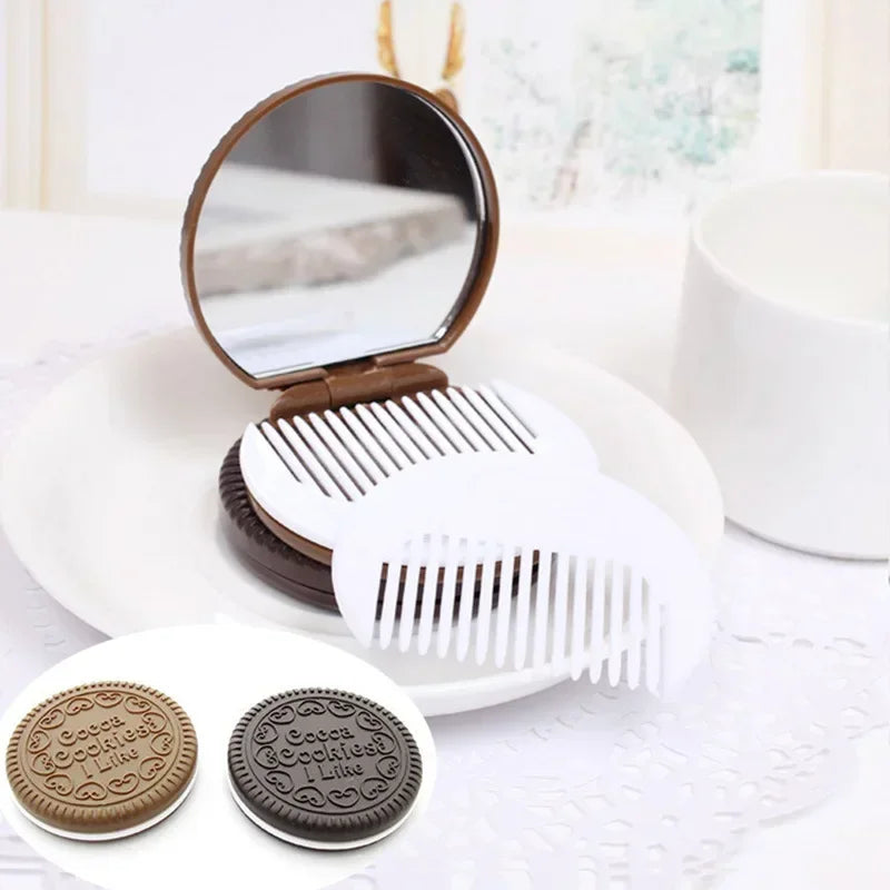 Mini Pocket Mirror With Comb