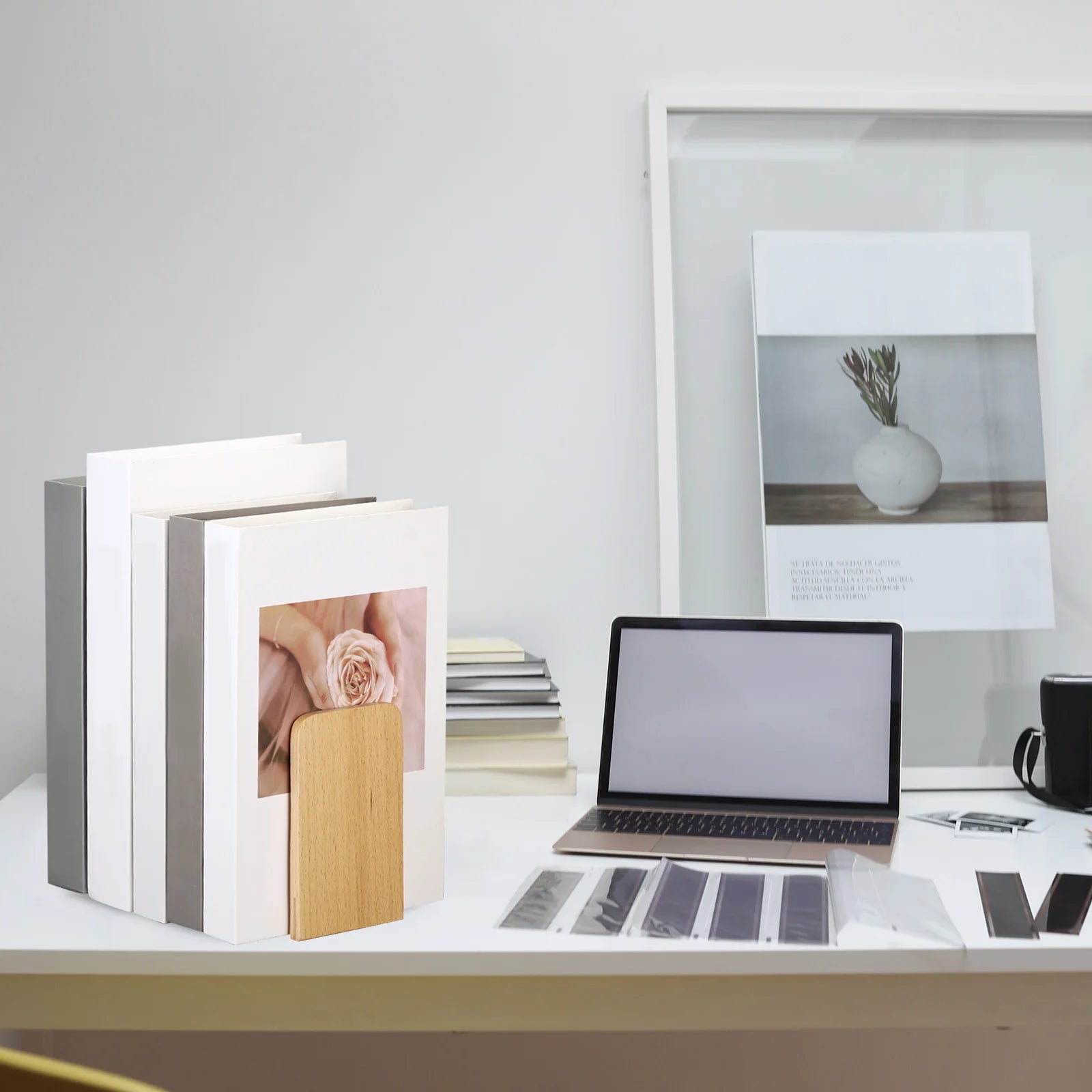 Wooden Desktop Bookends Book Organizer