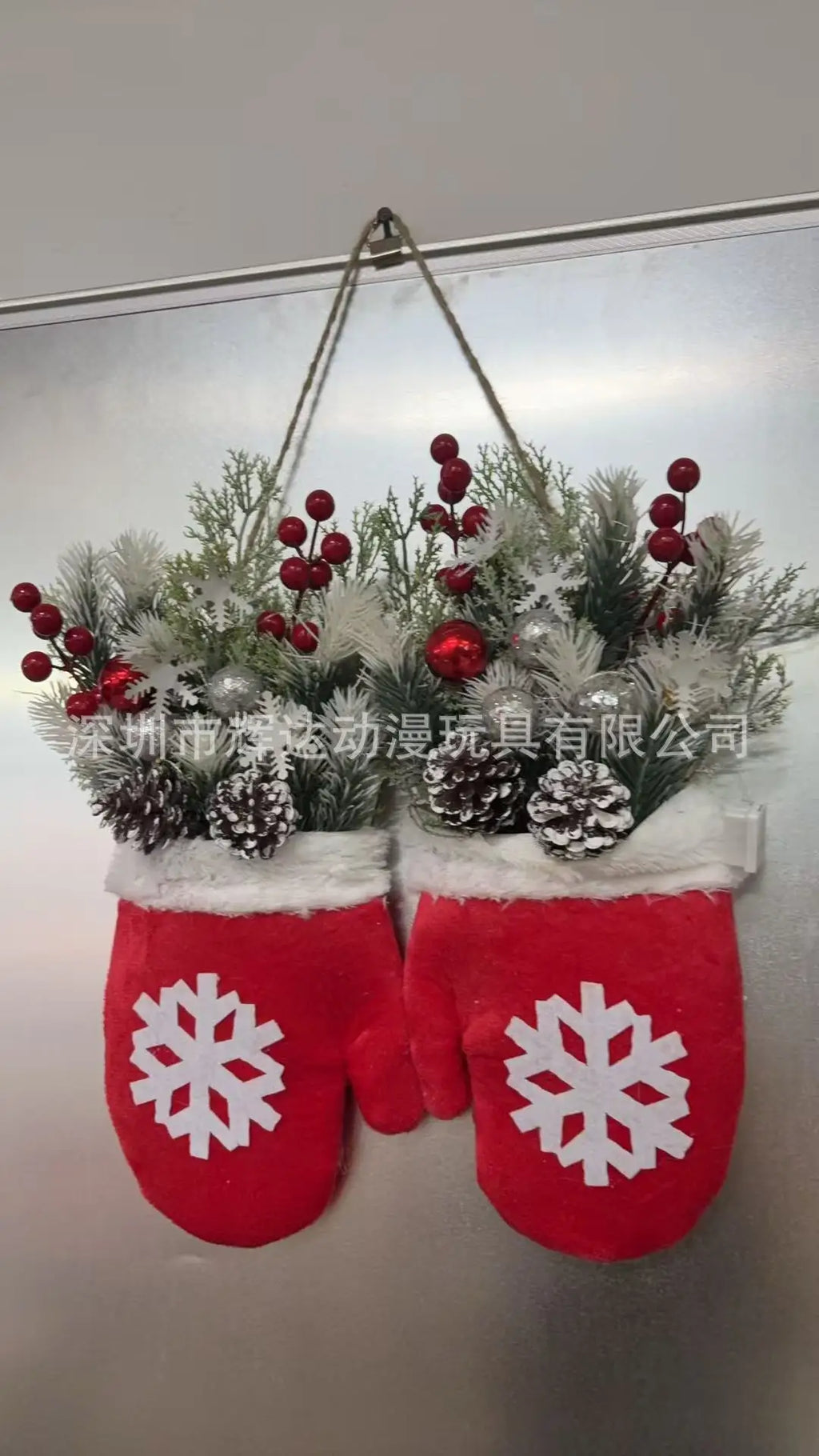 Christmas crutches, candies, lollipops, elderly people's gloves, hats, small ornaments, decorations, decorations, props